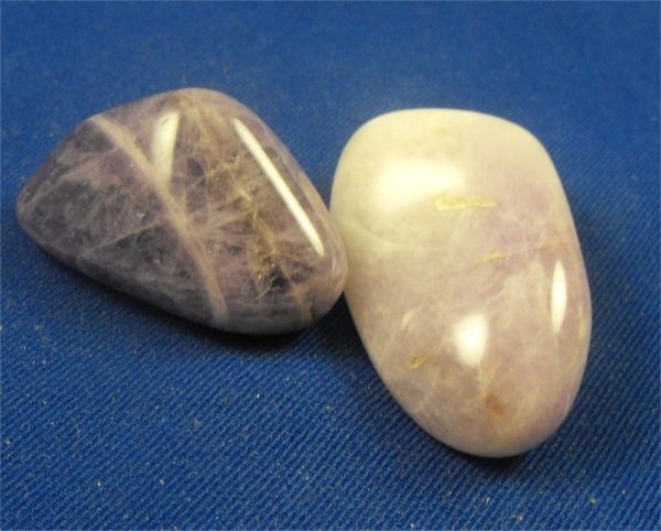 amethyst tumbled stones