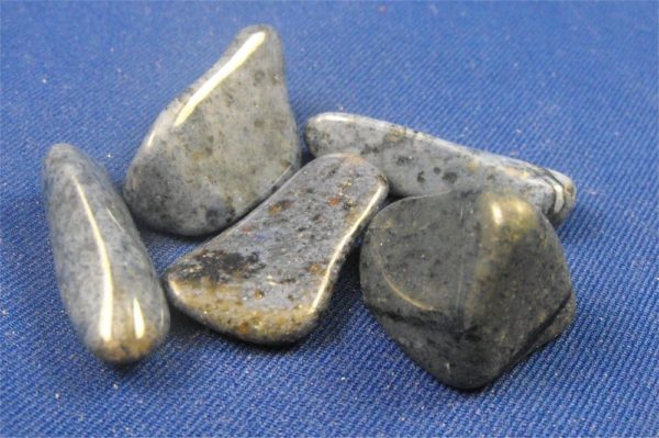dumorterite tumbled stones