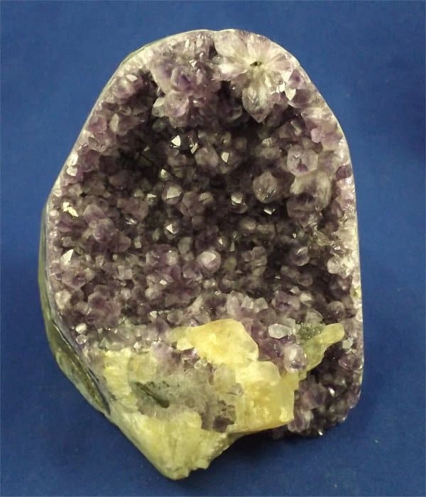 amethyst geode with calcite 2