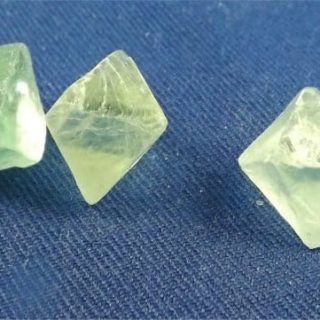 fluorite octahedron small 1