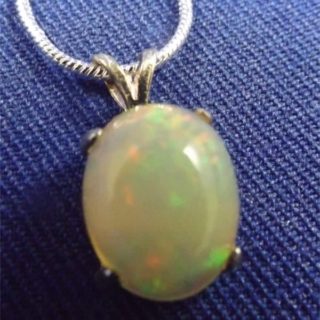 Welo Opal Cabochon Necklace