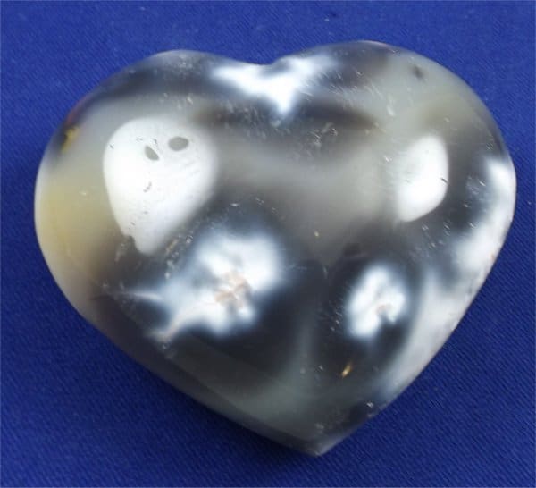 Metaphysical Healing Properties Of Heart Shaped Crystals