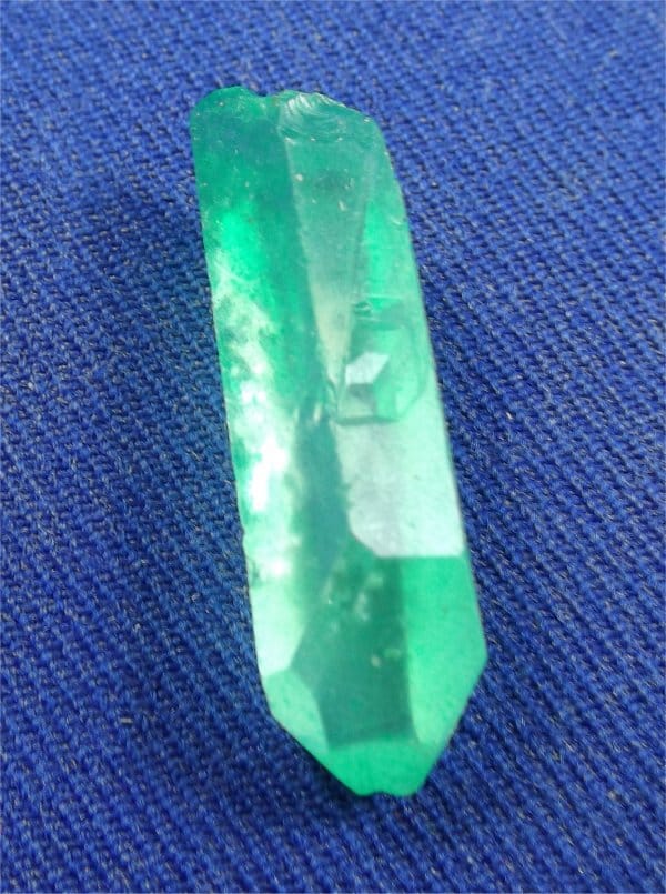 Metaphysical Healing Properties Of Apple Green Aura Quartz