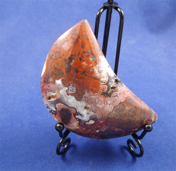 Metaphysical Healing Properties of Mexican Crazy Lace Agate